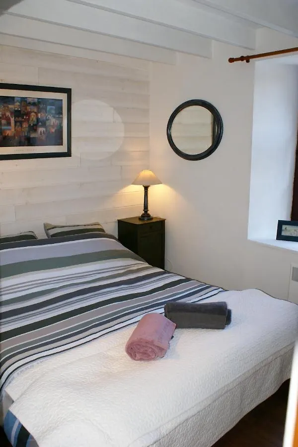 Holiday home Gite Charbonnerie Moncontour
