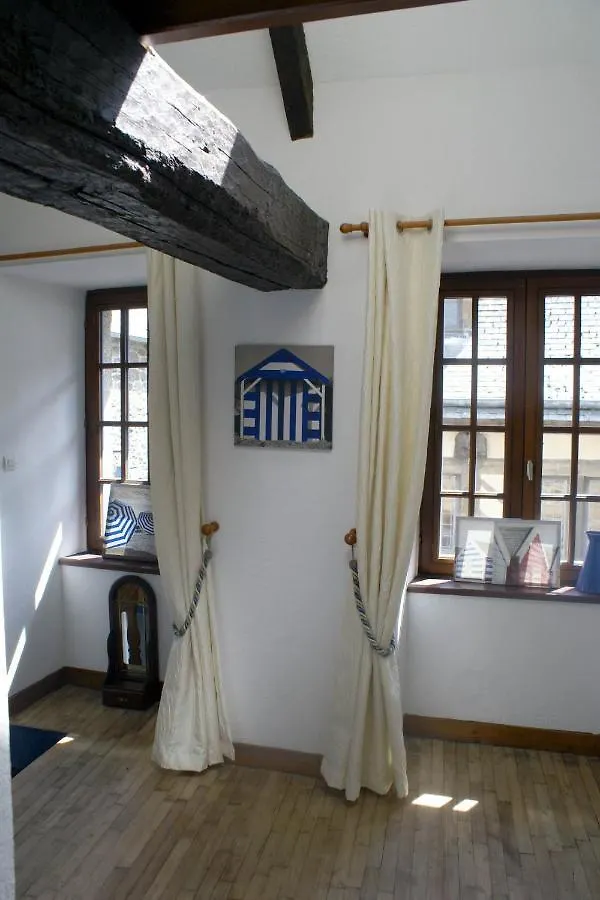 Gite Charbonnerie Moncontour  Holiday home
