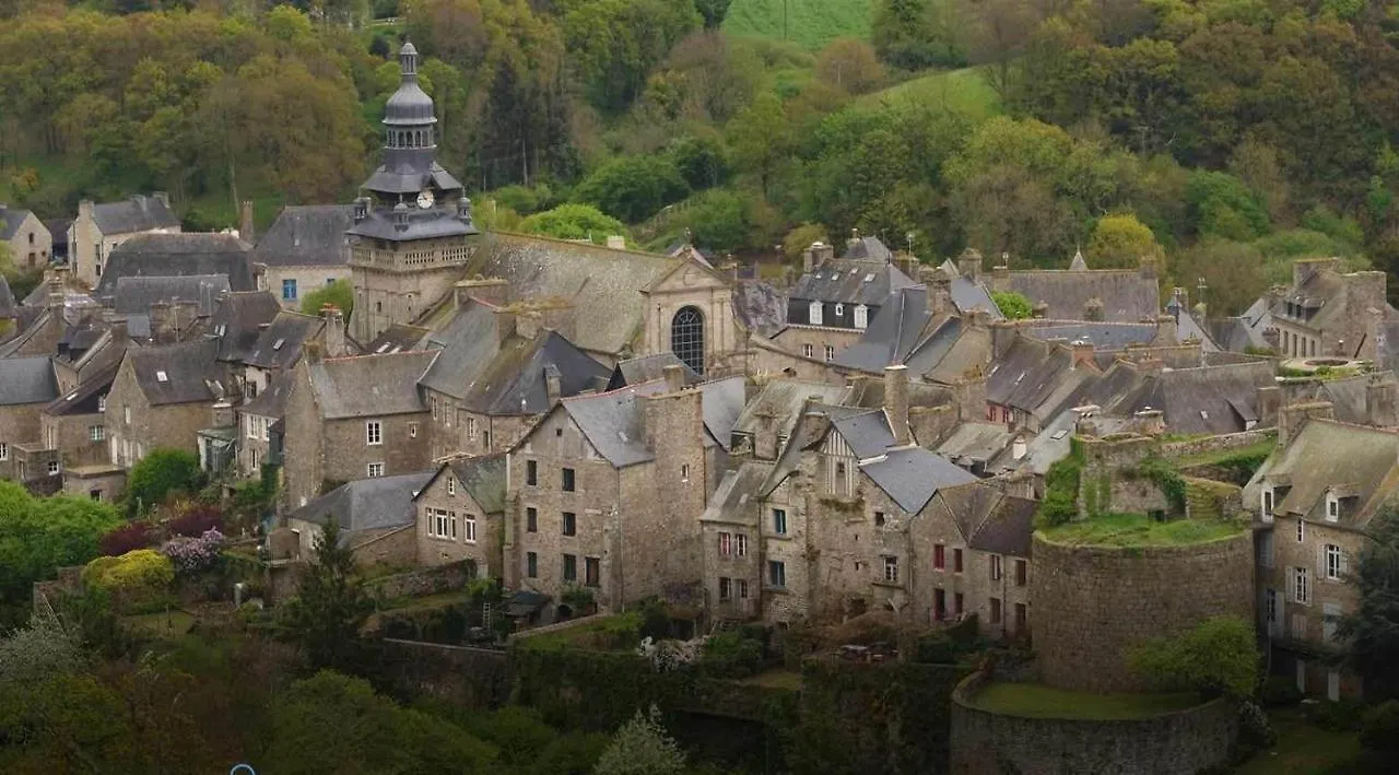 Gite Charbonnerie Moncontour  Moncontour (Cotes-d'Armor)