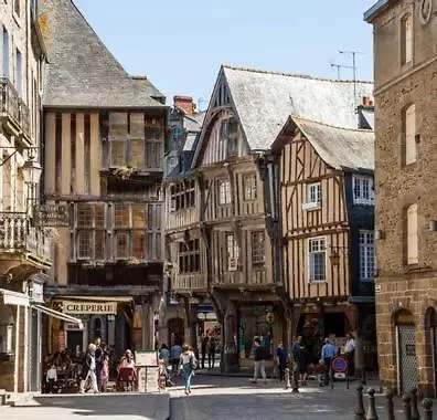 Gite Charbonnerie Moncontour  0*, Moncontour (Cotes-d'Armor) France